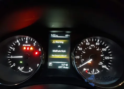 2017 Nissan Rogue Sl z USA, uszkodzony, nr VIN 5N1AT2MV3HC787643